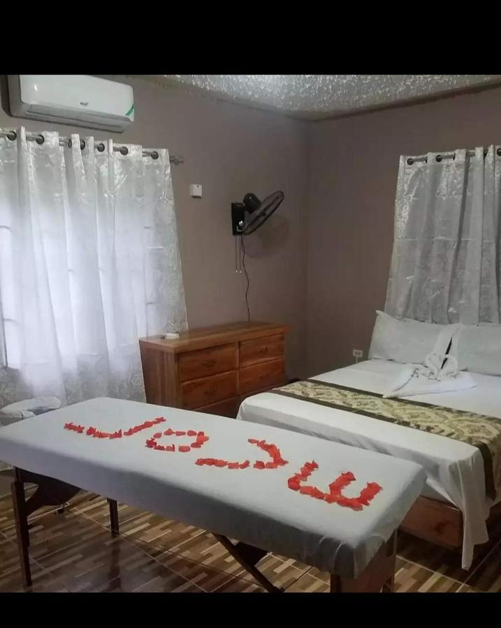 Mesmerize Guest House Порт-Антонио Экстерьер фото